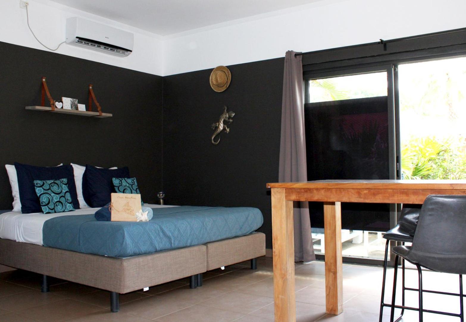 Casa Mantana Bonaire Bed & Breakfast คราเลนไดค์ ภายนอก รูปภาพ