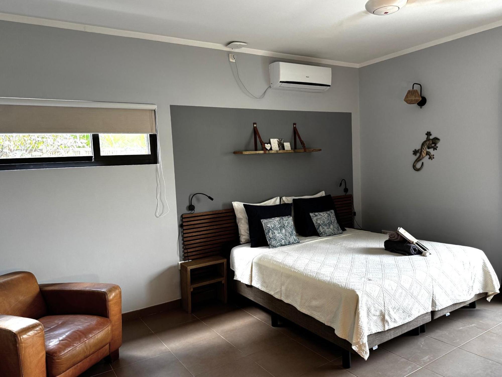 Casa Mantana Bonaire Bed & Breakfast คราเลนไดค์ ภายนอก รูปภาพ